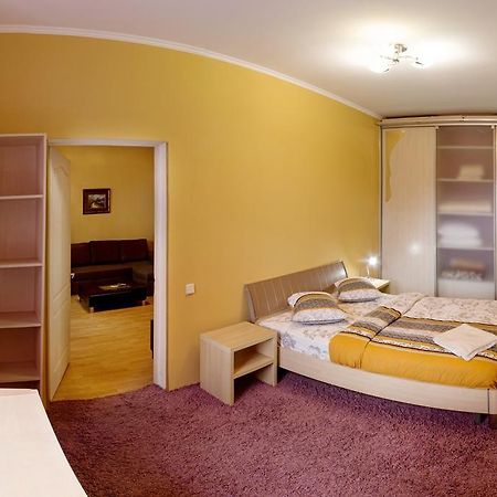Kyiv Apartment In The City Center On Turgenevskaya Street Εξωτερικό φωτογραφία