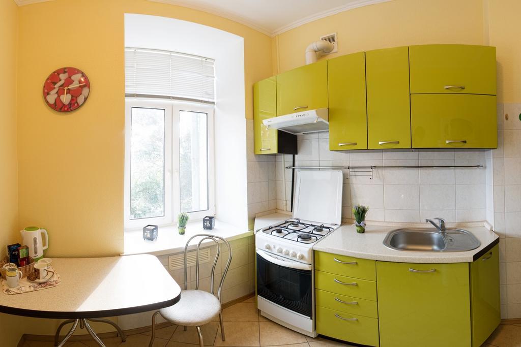 Kyiv Apartment In The City Center On Turgenevskaya Street Εξωτερικό φωτογραφία